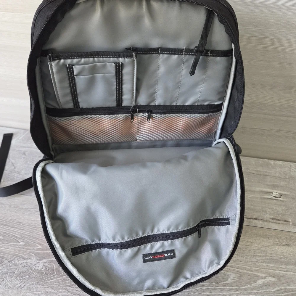 Lowepro CompuDayPack LP36297 DSLR Camera & Laptop Travel Bag Backpack Hiking